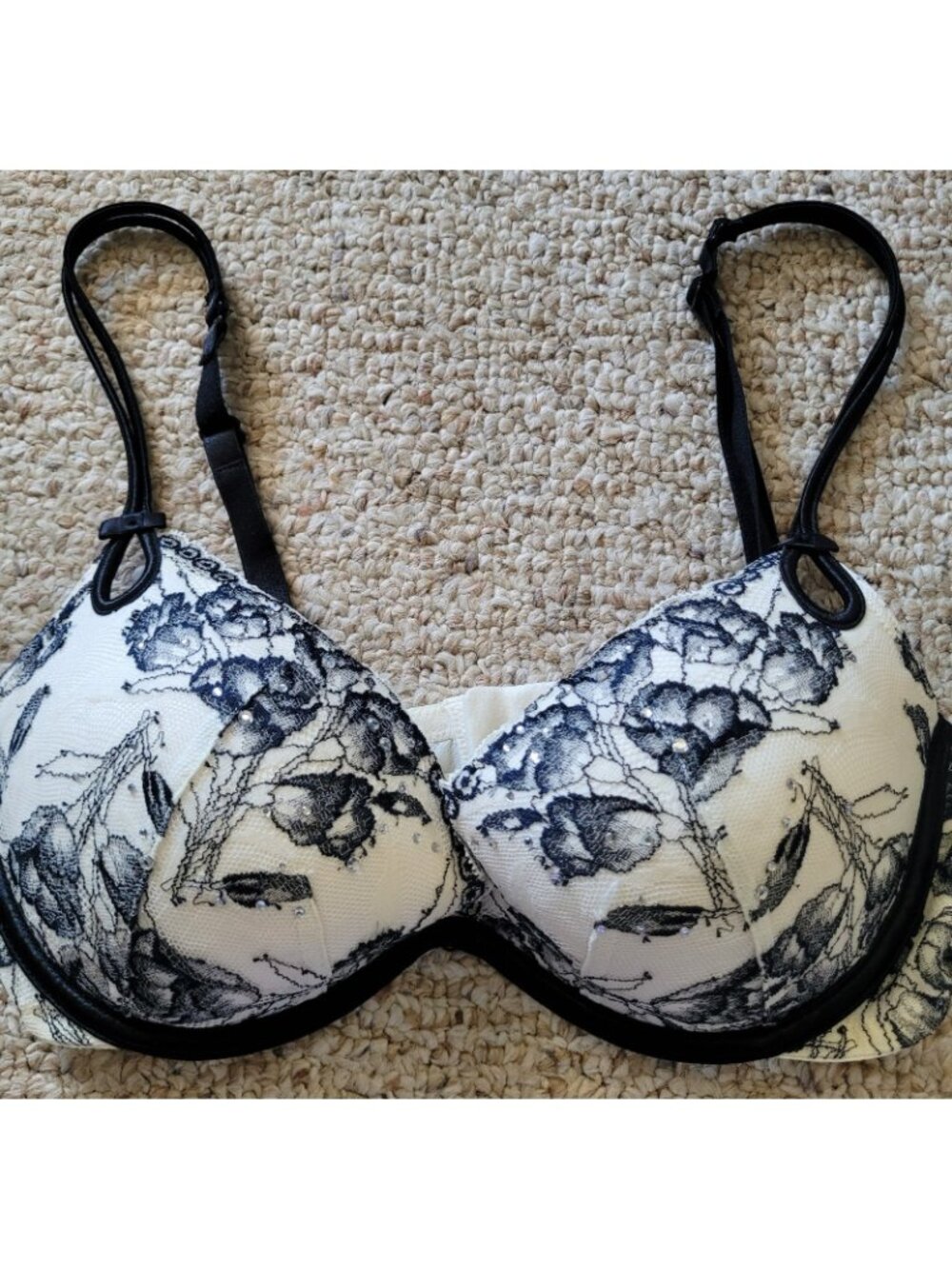 Victoria’s Secret Very Sexy Floral Bra & Panty Set 34D Medium Push Up Bra Lace - Picture 2 of 16